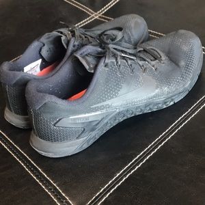 All Black Metcons (MENS)